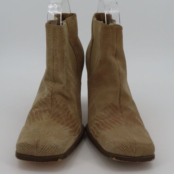 VTG Newport News Women 8 B Tan Leather Upper Square Ankle Boots Booties Boho - Picture 3 of 16